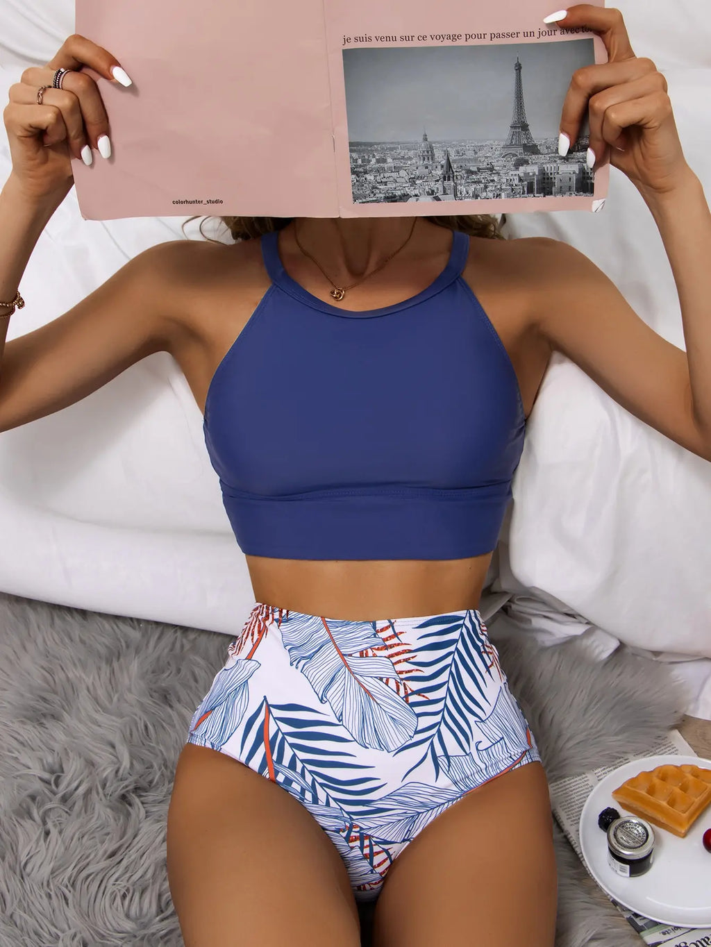 2026 High-Neck Print Bikini: Chic & Padded Swimwear