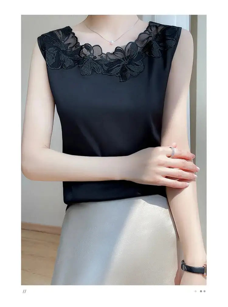 new woman clothing vest camis Tank top women's suit bottom lace lining 2024 summer new silk satin sleeveless top suspender vests
