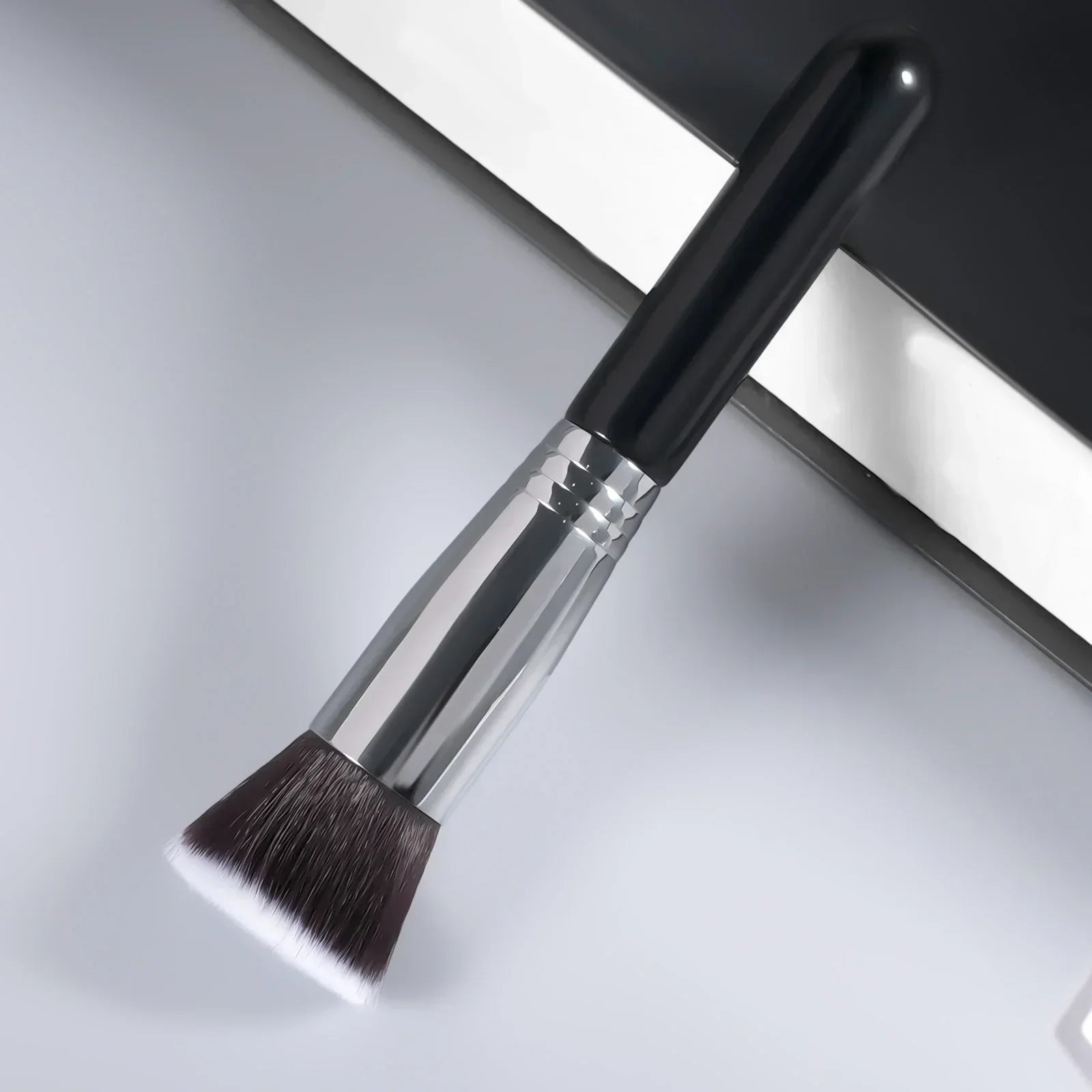 Powder Brush Professional Makeup Brushes Black Multifunctional Foundation Blush Sculpting Bronzer Brush Make Up Tools Lootquake LLC