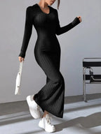 2024 Spring/Summer Knitted Dress Slim Fit Fashion Casual Women's Lapel Long sleeved Dress Concave Stripe Solid Color Long Dress