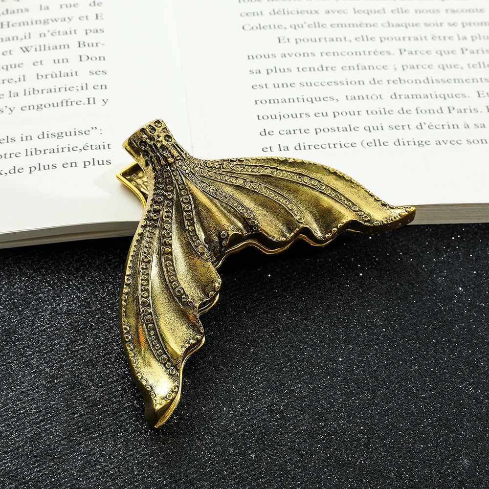 1Pcs Creative Fish Tail Metal Bookmarks, Rare Book Page Holders for Book Lovers, Office Supplies for Bookworm Readers Lootquake LLC