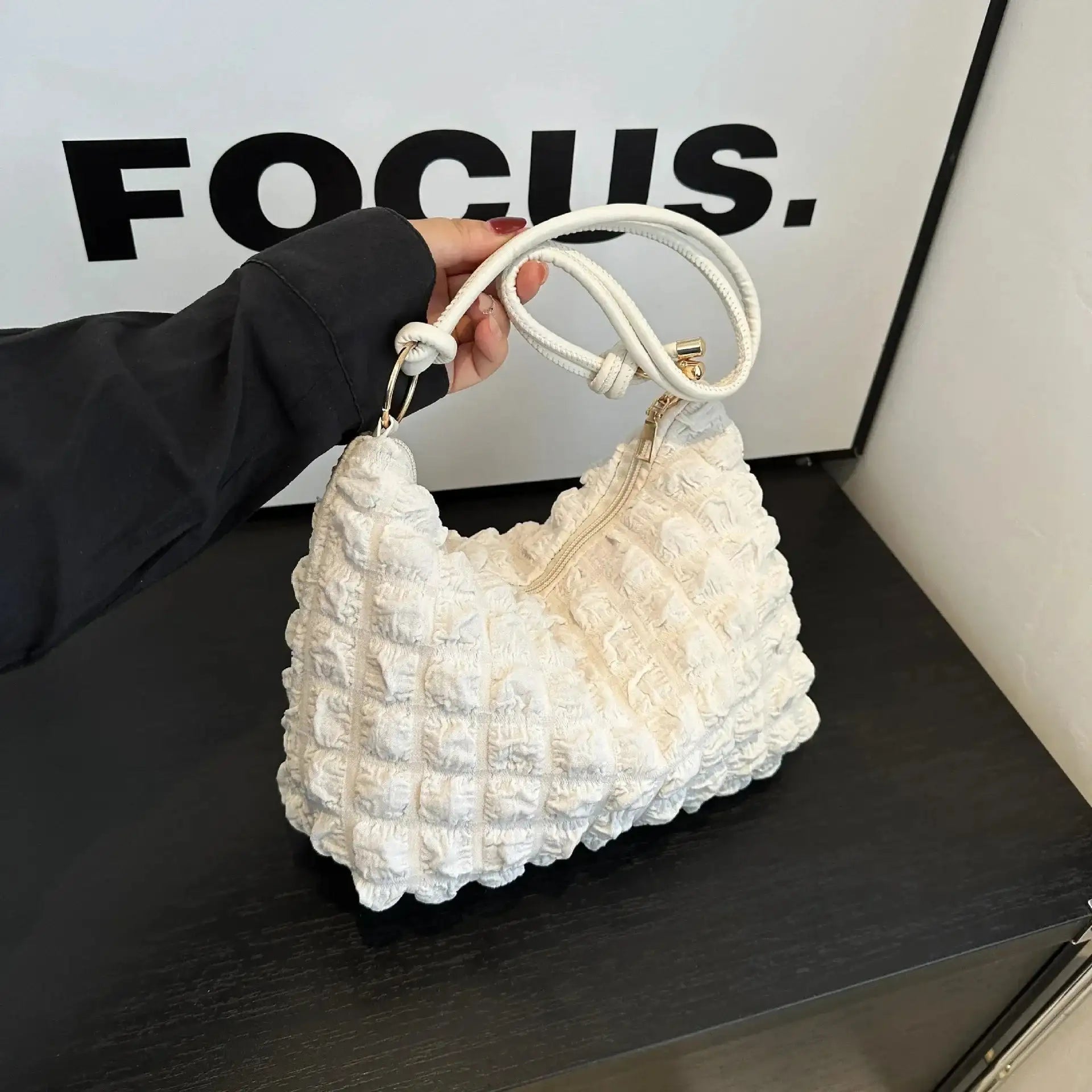 Canvas Wrinkle Bag for Women Shoulder Bags Pleated Bubbles Handbags Padded Casual Underarm Quilted Bag Tote Cloud Bag Purse