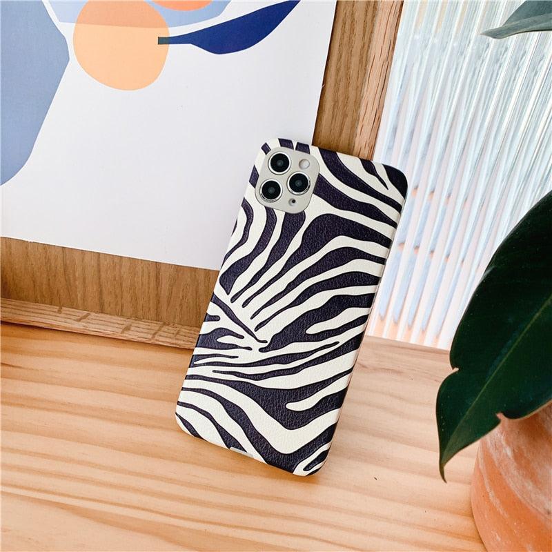 Luxury Leather Black White Zebra Pattern Phone Case for iPhone 13 12 11 14 Pro Max Xs Xr 7 14 plus Anti-fall Soft Silicone Back Cover Soft Slim Thin Luxury Shockproof Shiny Case for Girls and Women Zebra Print iPhone Case Stevvex