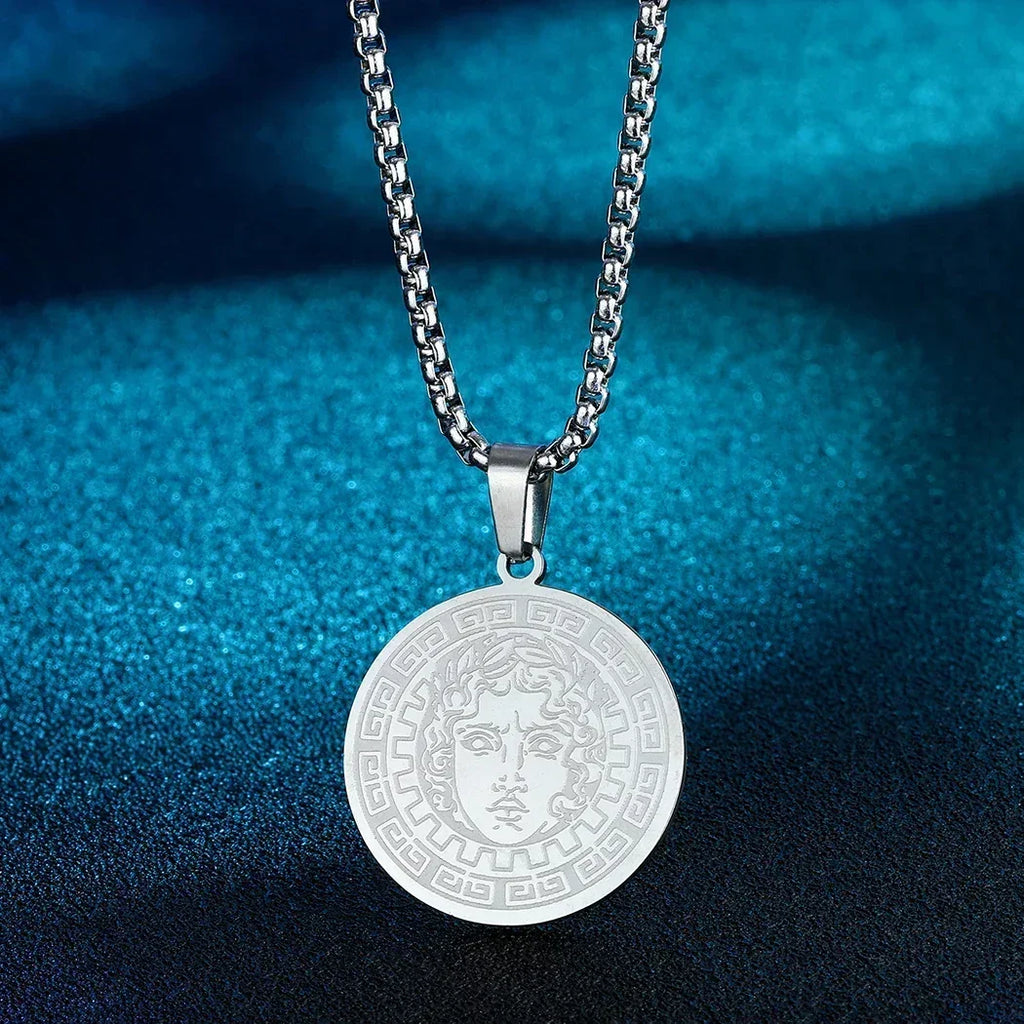 Mens Ancient Greek God Spartan Warrior Pendant Gladiator Necklace Women Mythology Spartan Helmet Charm Neck Chain Amulet Jewelry
