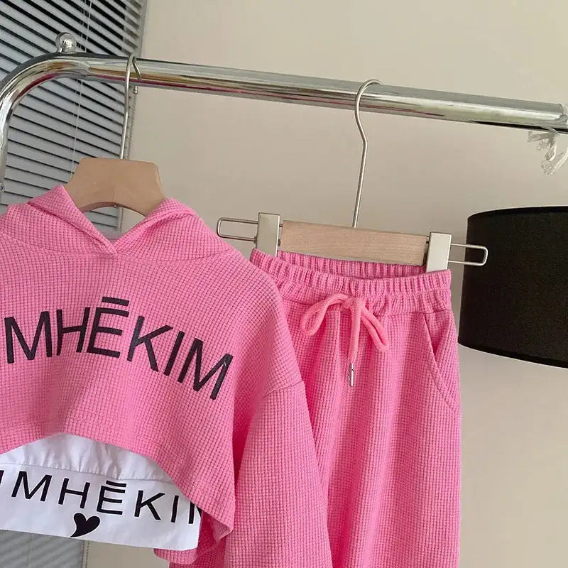 Autumn Baby Girl 3 Pieces Clothes Set Children Long Sleeve Letter Pullover + Sleeveless Top + Sport Pant Suit Girls Tracksuit