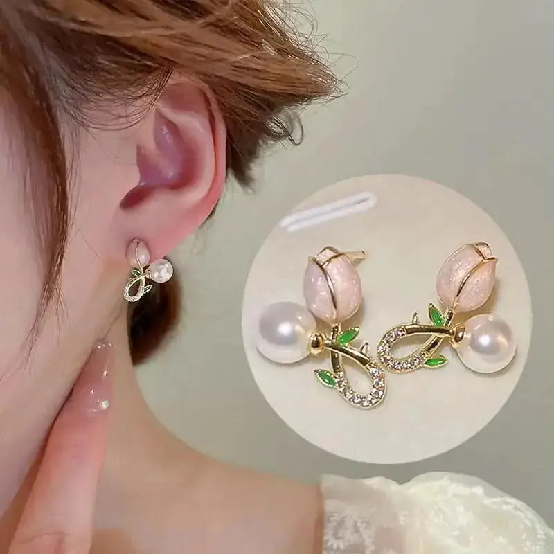 925 Silver Needle Korean Fashion Camellia Flower Earrings For Women Jewelry 2025 Trending Women's Black White Stud Earrings Gift