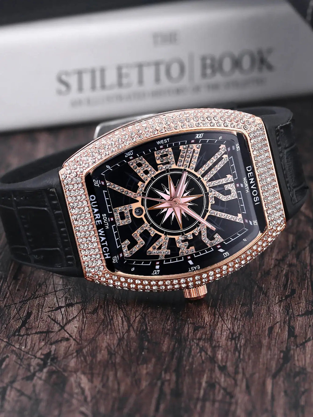 Luxury Diamond wristwatch for women Fasion and elegant quartz watch with silicone watchstrap Waterproof luminous Tonneau watch