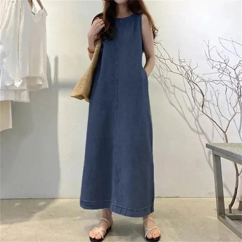 Women's Sleeveless Denim Long Dress Fashionable Round Neck Sleeveless Pocket Denim Skirt Loose Vest Denim Long Dress
