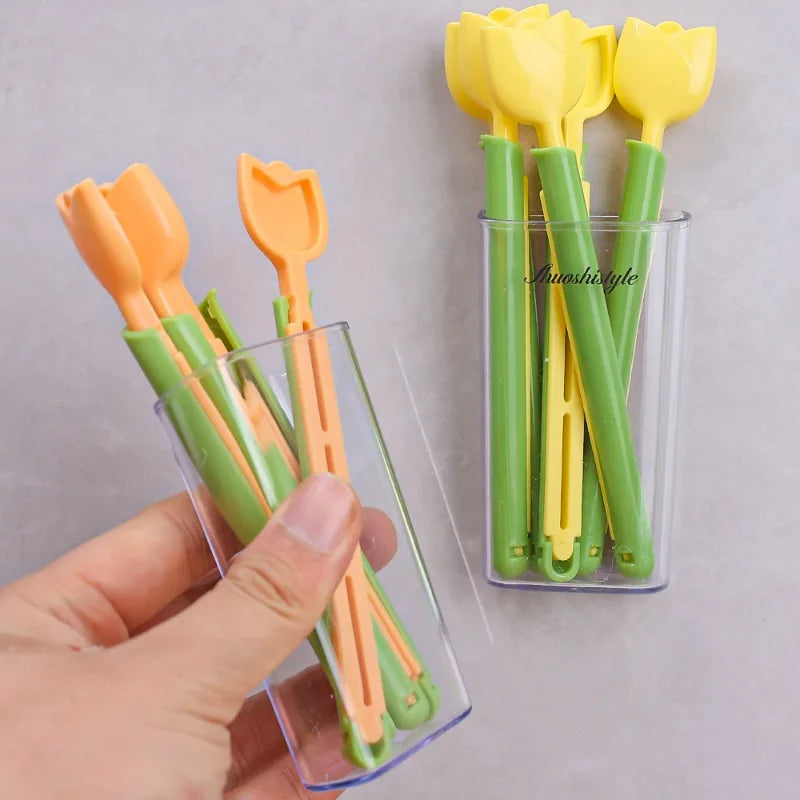 5Pcs Tulip Seal Clips Kitchen Food Snack Seal Sealing Bag Clips with Magnetic Storage Box Reusable Bag Sealer Home Storage Tools Lootquake LLC