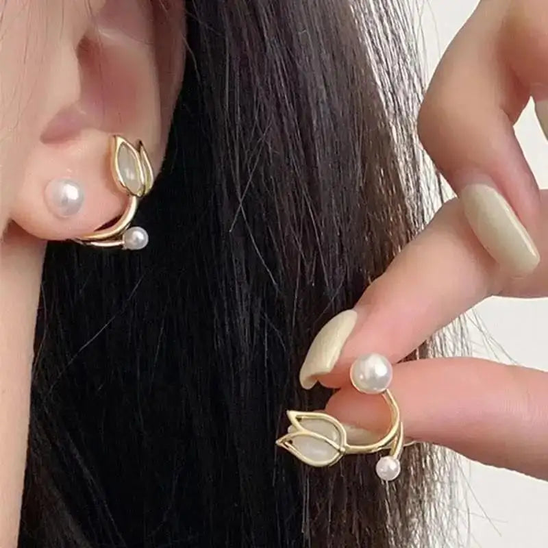 925 Silver Needle Korean Fashion Camellia Flower Earrings For Women Jewelry 2025 Trending Women's Black White Stud Earrings Gift