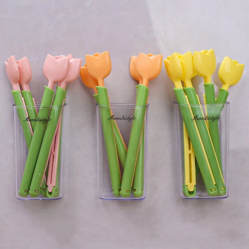 5Pcs Tulip Seal Clips Kitchen Food Snack Seal Sealing Bag Clips with Magnetic Storage Box Reusable Bag Sealer Home Storage Tools Lootquake LLC