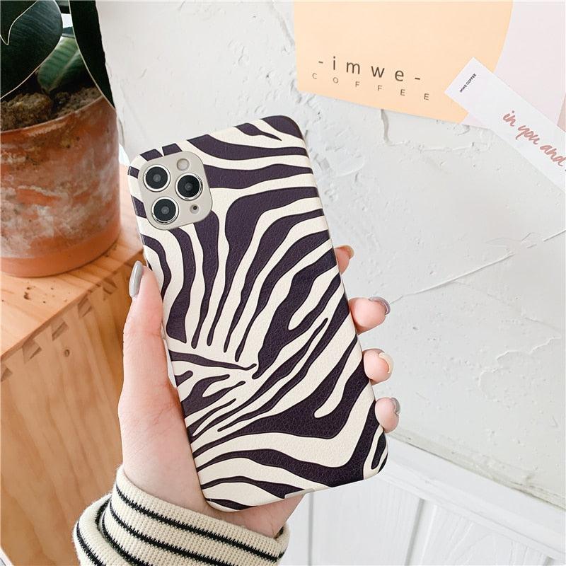 Luxury Leather Black White Zebra Pattern Phone Case for iPhone 13 12 11 14 Pro Max Xs Xr 7 14 plus Anti-fall Soft Silicone Back Cover Soft Slim Thin Luxury Shockproof Shiny Case for Girls and Women Zebra Print iPhone Case Stevvex