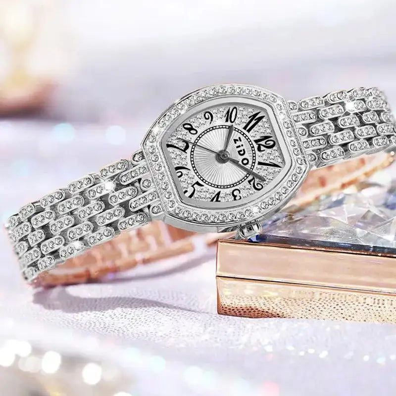 UTHAI L95 Women's Watch Light luxury Retro Barrel Shaped Digital Diamond inlaid Waterproof Ladies Fashion Quartz Clock Watches
