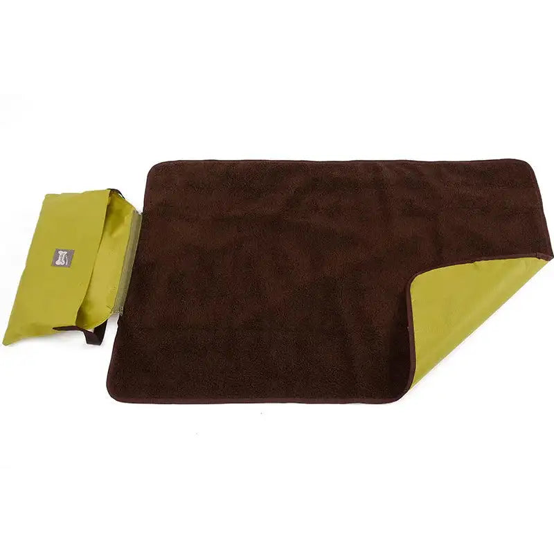 Foldable Pet Blanket Mat Waterproof Folding Washable Dog Sleeping Bag with Strap for Dog Travel Camping Accessories