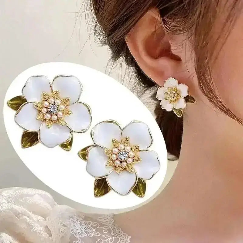 925 Silver Needle Korean Fashion Camellia Flower Earrings For Women Jewelry 2025 Trending Women's Black White Stud Earrings Gift