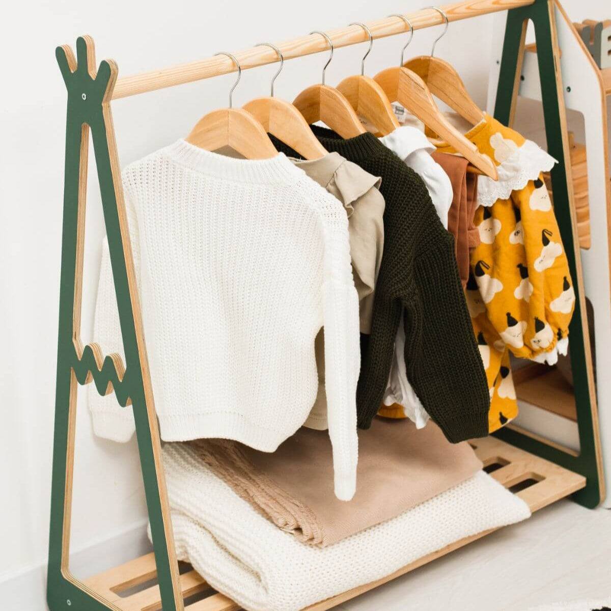 Teepee Clothing Rack - SJB-DIAMOND ELITES