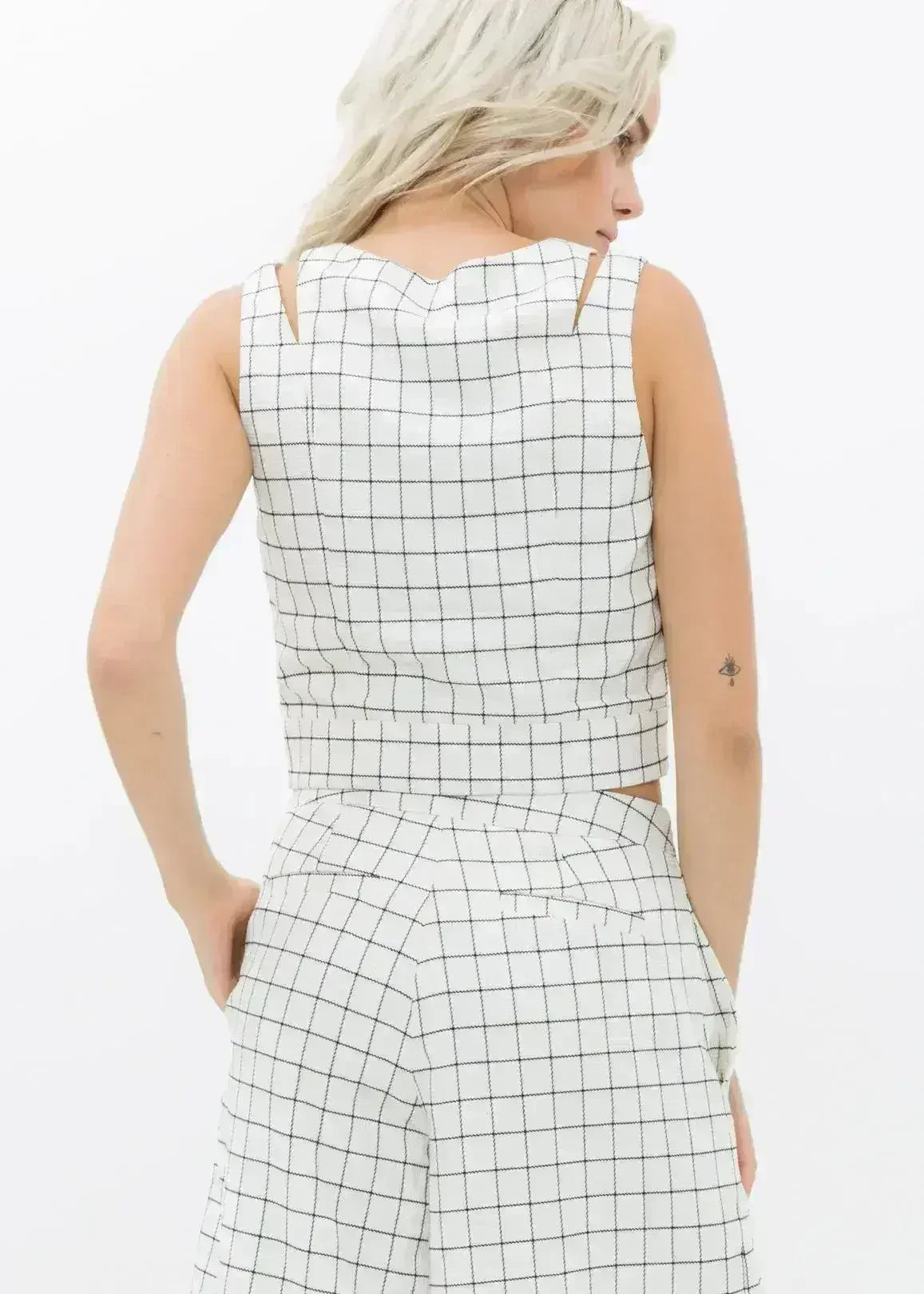 Women's Sleeveless Slit Blouse In Jaquard | Femstylo - SJB-DIAMOND ELITES