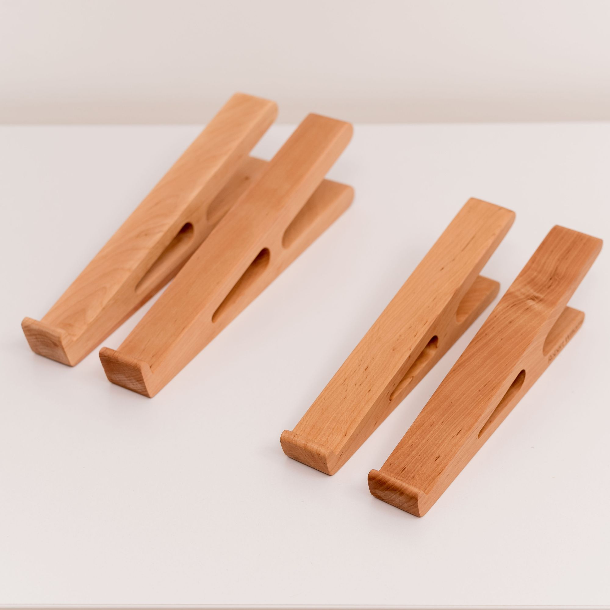 Wooden Laptop Stand – Solid Wood - SJB-DIAMOND ELITES