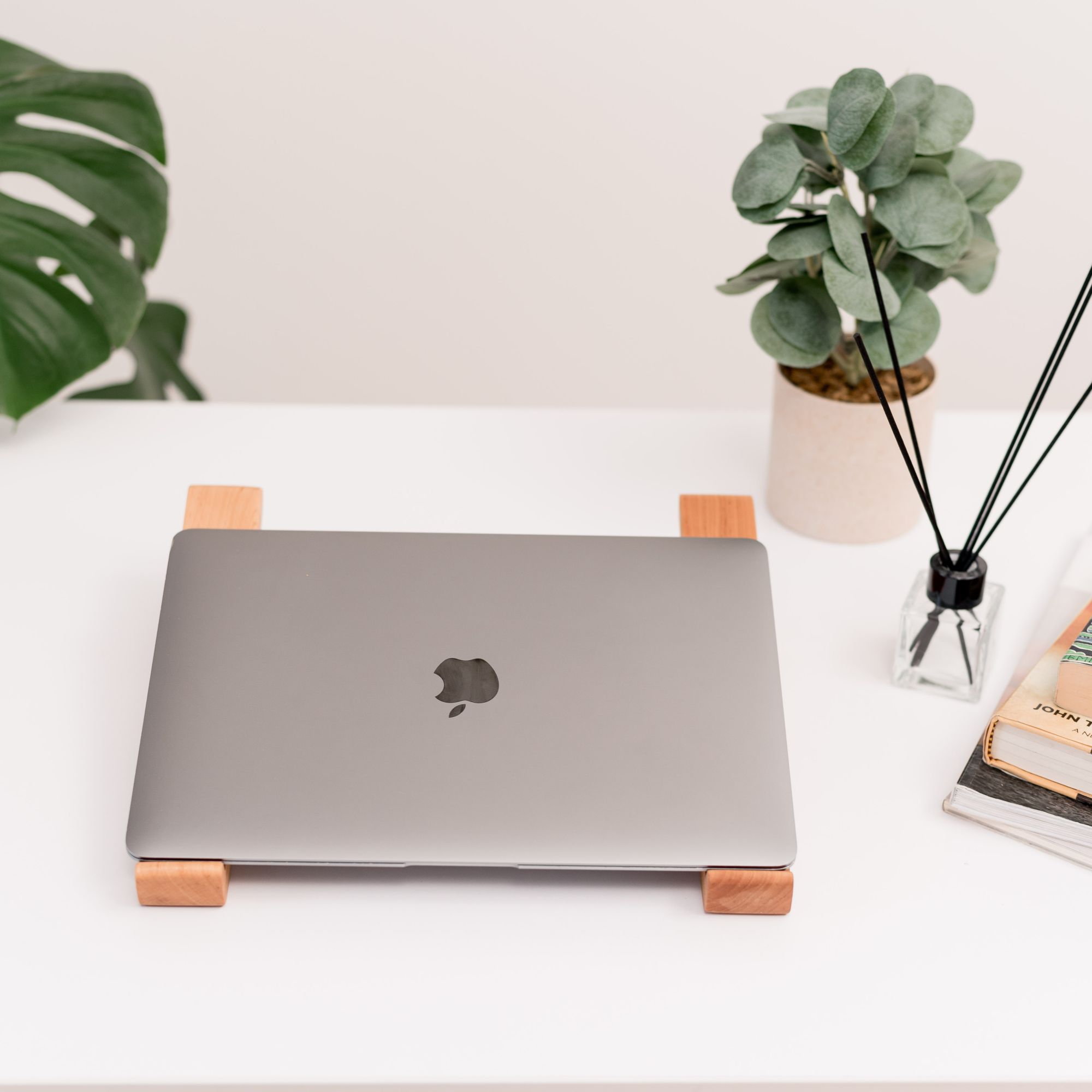 Wooden Laptop Stand – Solid Wood - SJB-DIAMOND ELITES