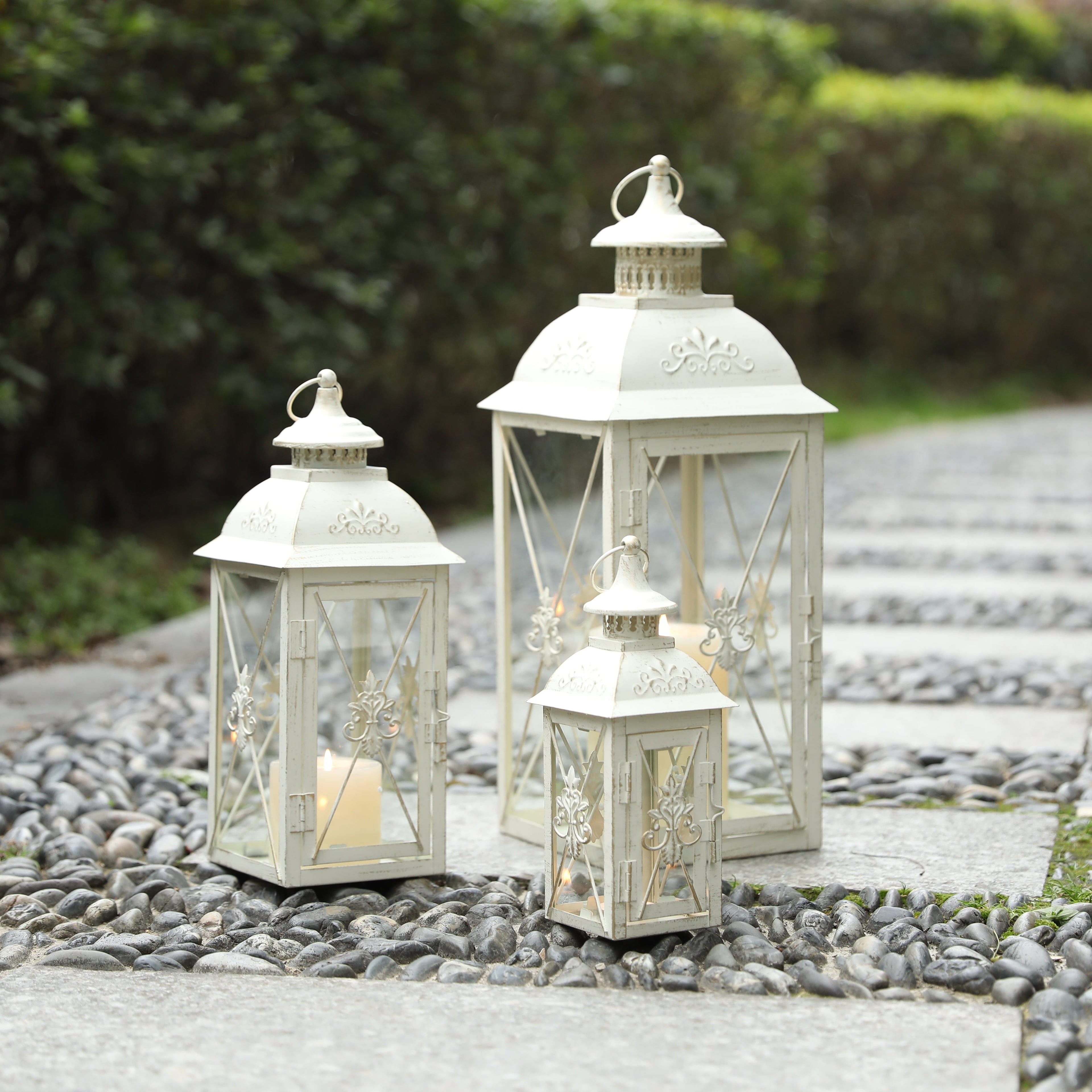 19'' & 13.5'' & 9.5''H Vintage Metal Candle Holder Decorative Hanging Lantern (Set of 3) Lootquake LLC