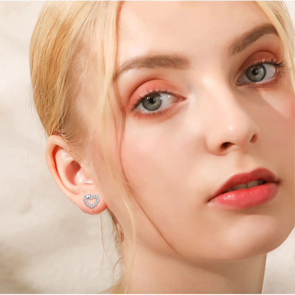 Heart Stud Earrings Pi-Mart