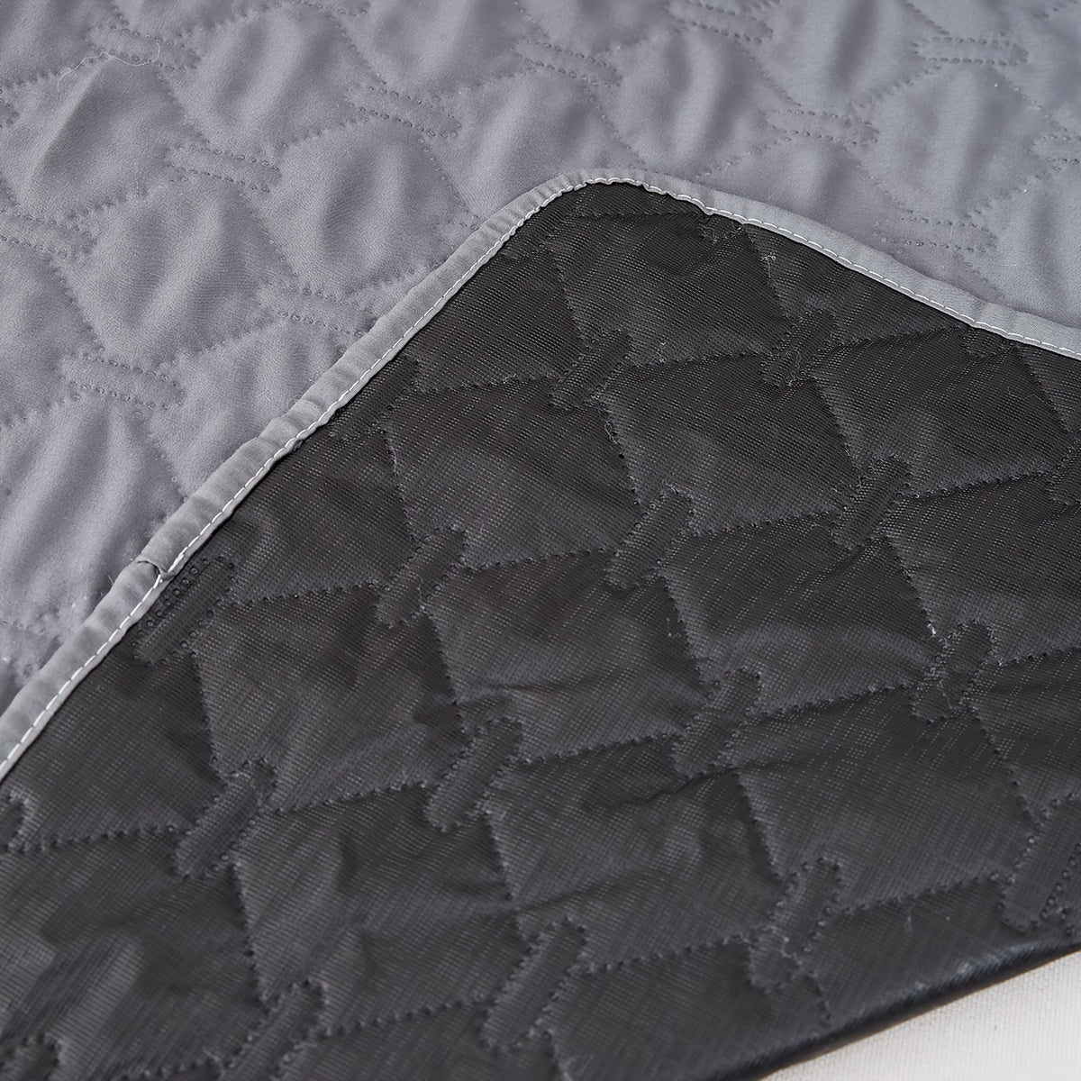 1pc Waterproof And Non-slip Mattress Protector Dog Bed Cover Pet Blanket Sofa, Sofa Cover Bed Pad Protective Cover Dog, Pet, Cat Furniture Protective Cover Lootquake LLC