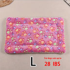 All-Season Dirt-Resistant Rectangular Pet Blanket - Comfortable Dog Paw Heart Print Pet Bed, 1pc Lootquake LLC