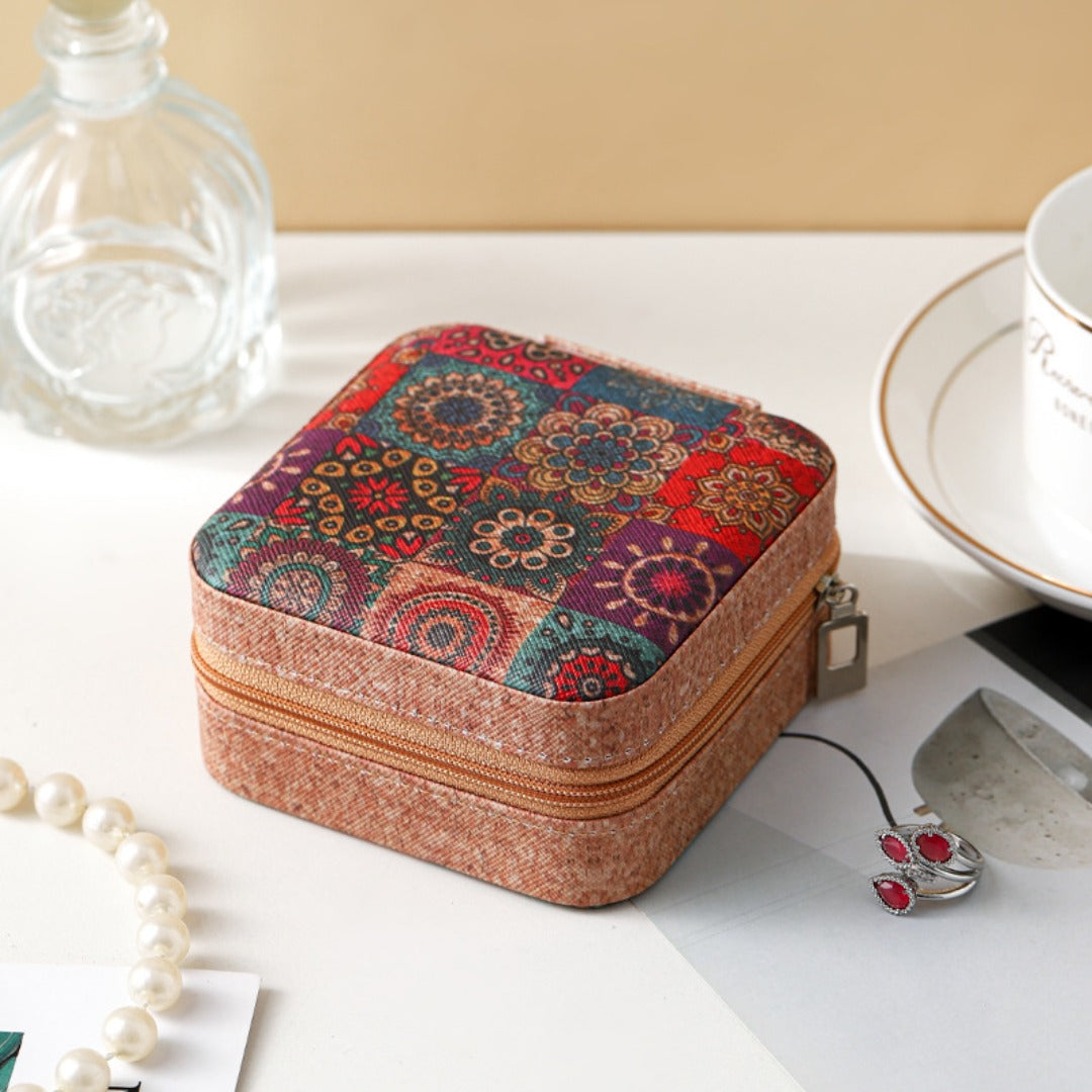 Retro Portable Travel Jewelry Storage Box, Jewelry Box, Compact Ring Storage Box, Jewelry Box, Sewing Box - SJB-DIAMOND ELITES
