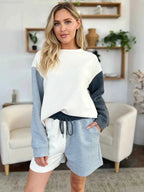 Contrast Chic: Pocketed Two-Piece Shoulder Set THRIXINE