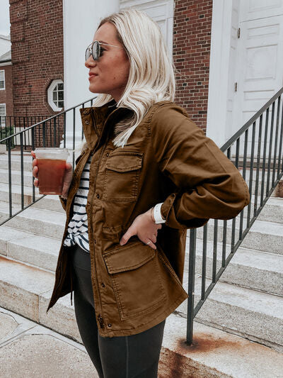Retro Pocketed Long Sleeve Zip-Up Jacket Lightweight & Stylish Outerwear for Everyday Wear Stevvex