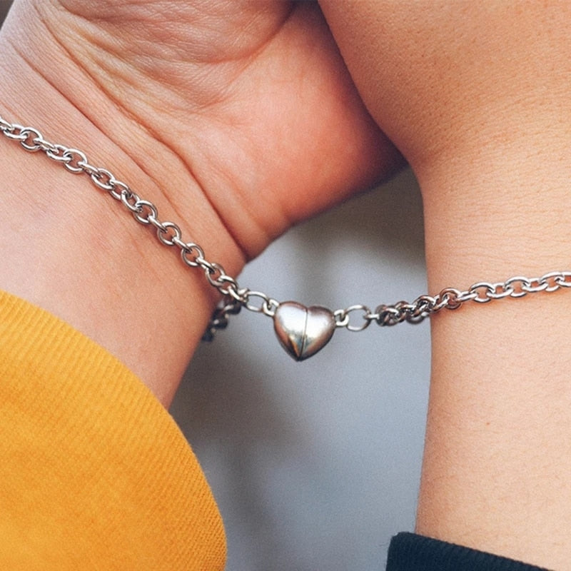 2Pcs Heart Magnet Bracelet for Lovers Pi-Mart