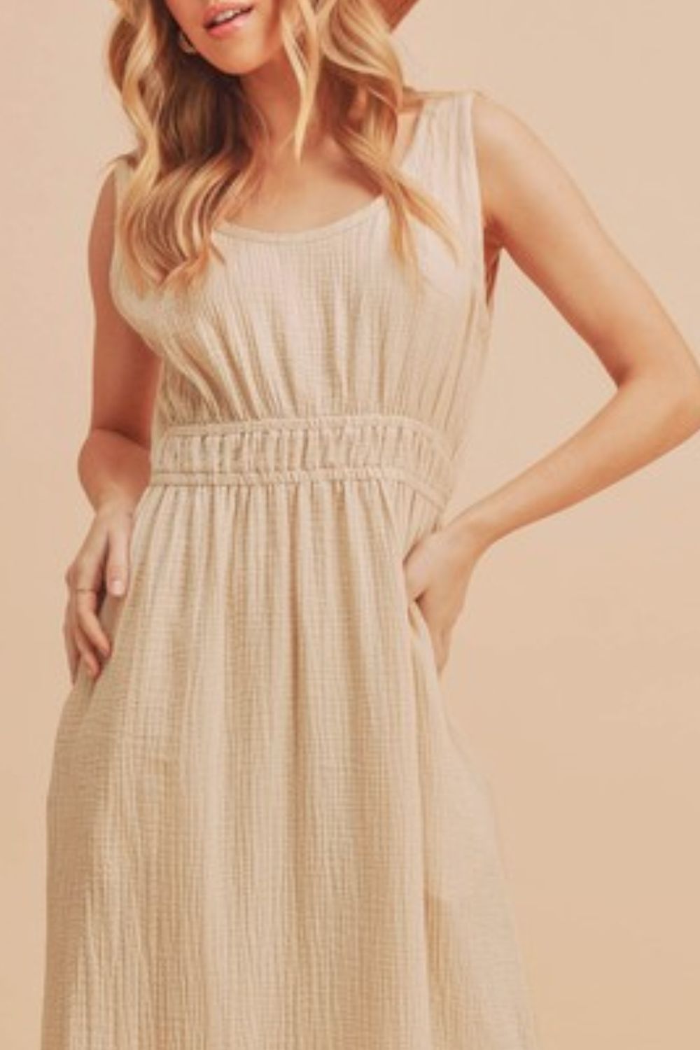 Side Slit Round Neck Sleeveless Maxi Tank Dress For Women – Fluttering, Versatile and Comfortable Dress with Side Slits for Relaxed, Breezy Style Stevvex