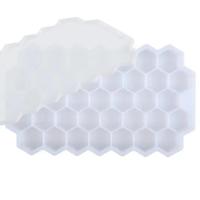 Amazing Honeycomb Ice Cube Trays Reusable Silicone Ice cube Mold Free Ice maker with Removable Lids Stevvex
