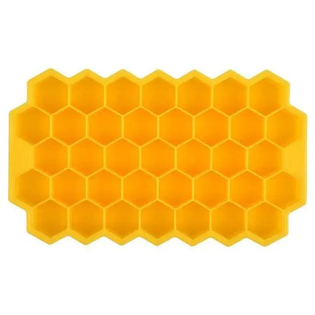 Amazing Honeycomb Ice Cube Trays Reusable Silicone Ice cube Mold Free Ice maker with Removable Lids Stevvex