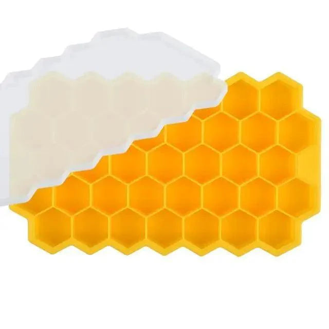 Amazing Honeycomb Ice Cube Trays Reusable Silicone Ice cube Mold Free Ice maker with Removable Lids Stevvex
