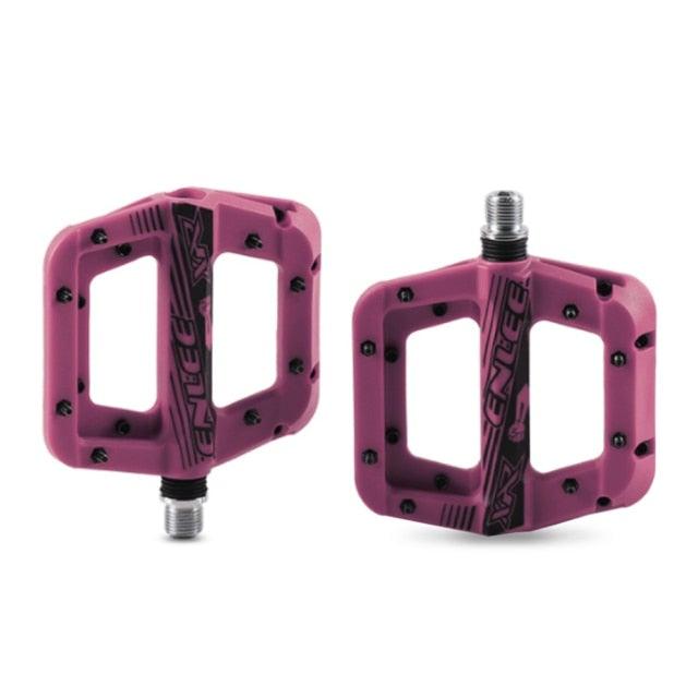 Anti-Vibration Mountain Bike Pedal Anti-Skid Lightweight Nylon Fiber Bicycle Pedal Board High-Strength Anti-Skid Bicycle Pedal New Nylon Fabric Anti Slip Durable Mountain Bike Flat Pedals Stevvex