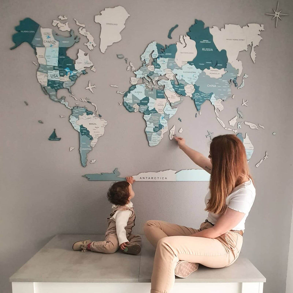 Bundle: Colored Map, Photo Frames, Flags and Airplanes Pins Enjoy The Wood