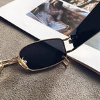 Attractive Sunglasses Square Shape Eyeglasses Metal Black Lenses For Men Women Sun Glasses for Outdoor Travel Driving Sunglasses Stevvex