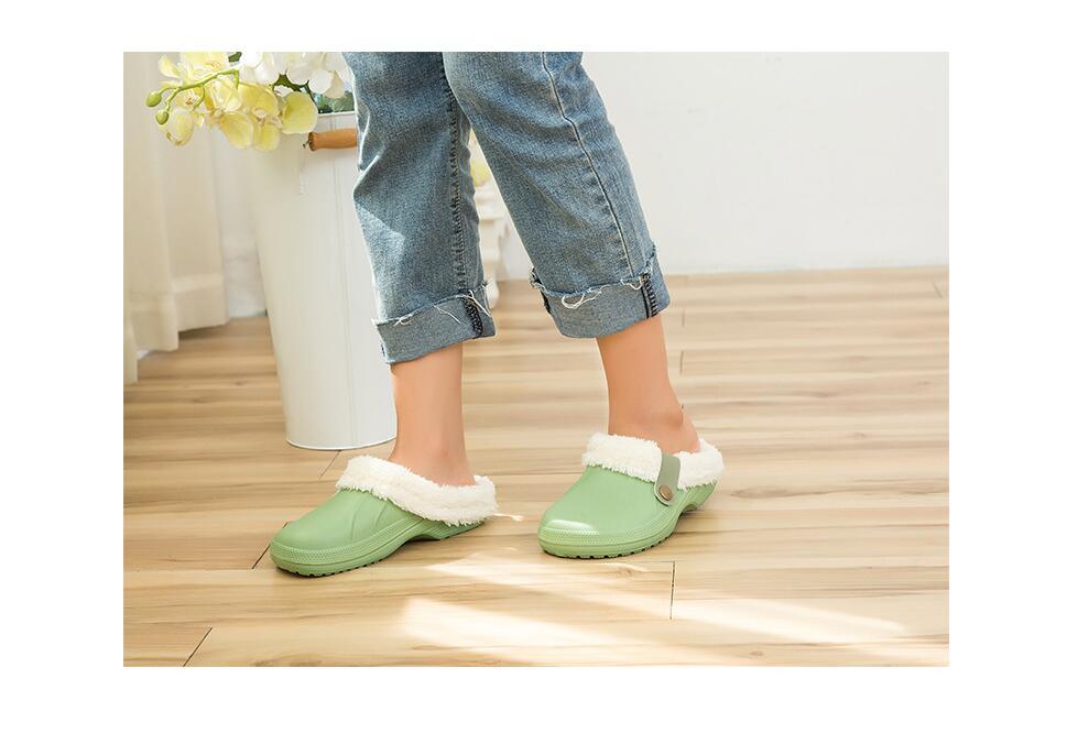 Autumn Winter New Lightweight Home Men's Slippers Non-Slip Warm And Waterproof Plush Cotton Slippers Classic Fur Lined Clog Waterproof Winter House Comfortable Indoor Slippers Stevvex