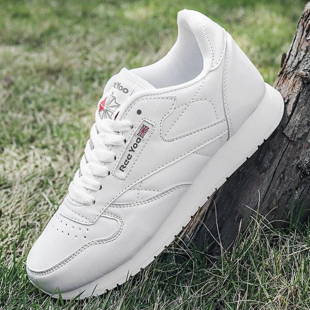 Autumn Womens Mens Sneakers Black Fashion Vulcanized Shoes Lace-up Casual Flats Light Couple Fashion Sneakers Breathable Casual Comfortable Lightweight Sneakers Stevvex