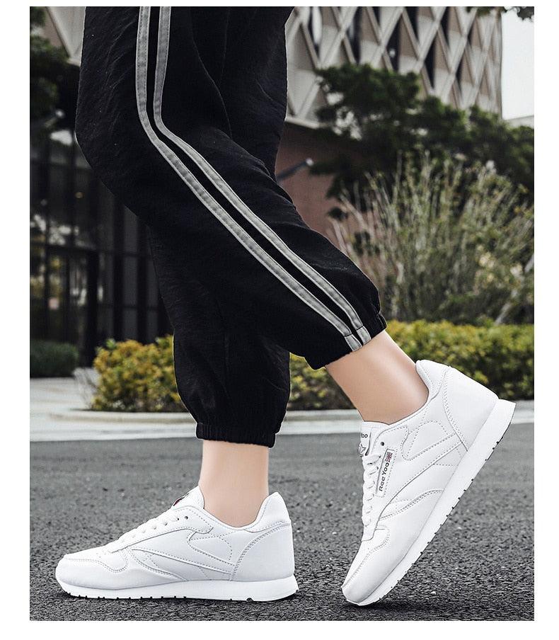 Autumn Womens Mens Sneakers Black Fashion Vulcanized Shoes Lace-up Casual Flats Light Couple Fashion Sneakers Breathable Casual Comfortable Lightweight Sneakers Stevvex