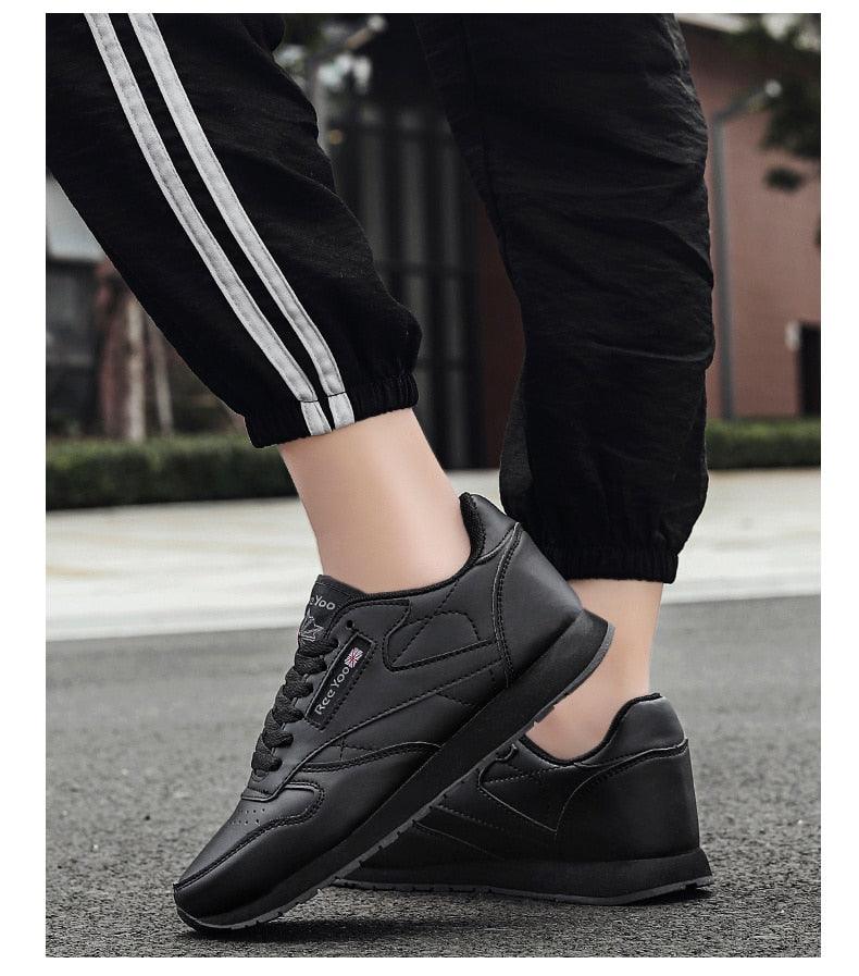 Autumn Womens Mens Sneakers Black Fashion Vulcanized Shoes Lace-up Casual Flats Light Couple Fashion Sneakers Breathable Casual Comfortable Lightweight Sneakers Stevvex