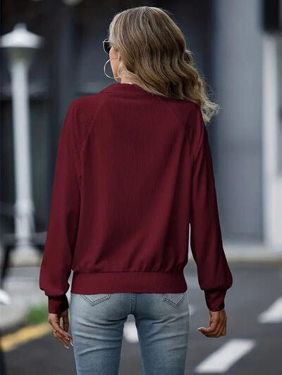 Simple White Zip Up Collared Neck Raglan Sleeve Jacket Comfortable Versatile Casual Women Wear Stevvex