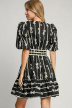 Elegant Black Ribbon Print Dress Stylish Contrast Half Sleeve Dress for Women
