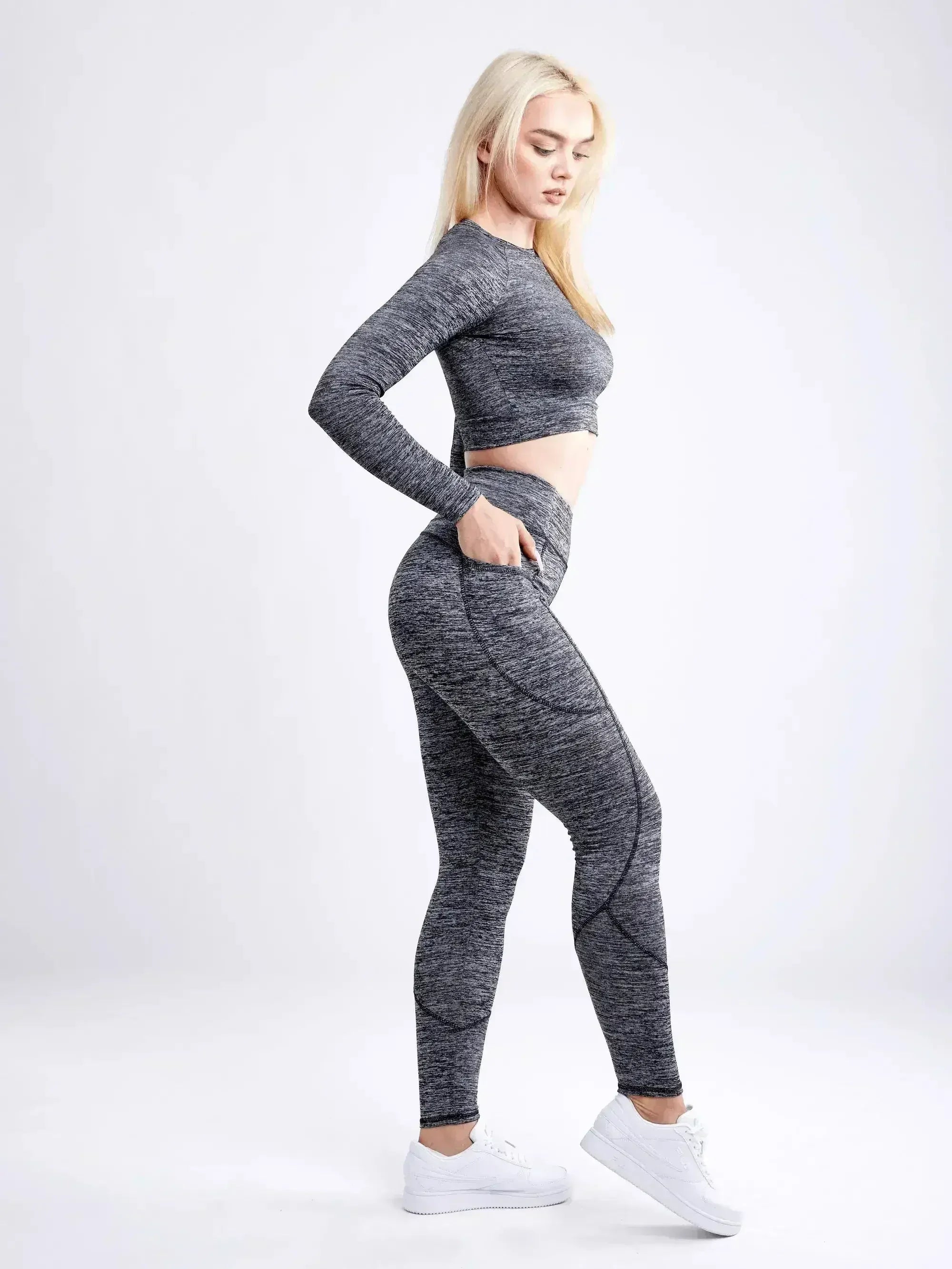 Long-Sleeve Crop Top - SJB-DIAMOND ELITES