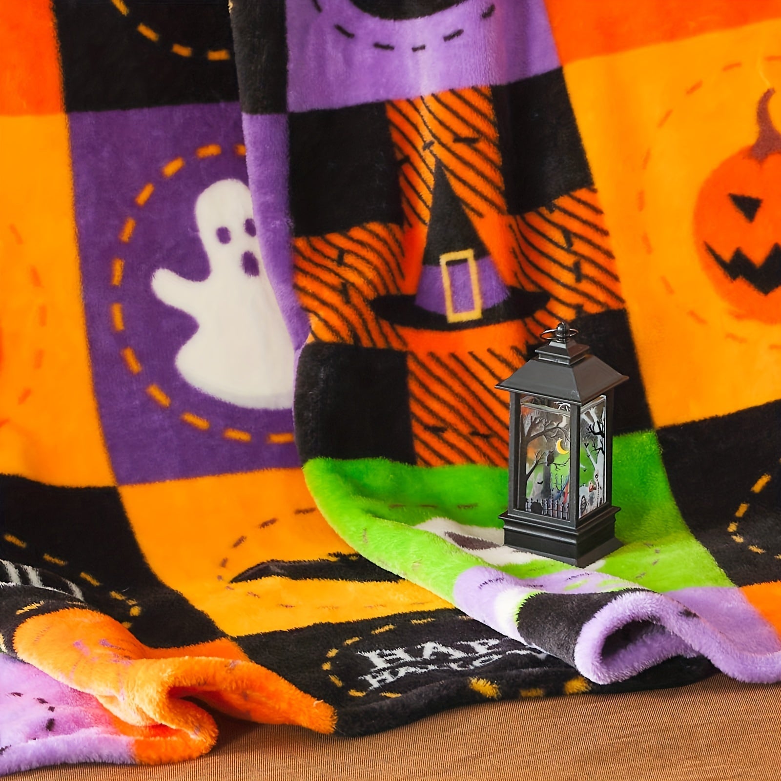 1pc Halloween Fleece Throw Blanket, Bat, Ghost Fall Plaid Blanket, Soft Fuzzy Plush For Couch Sofa Or Bed, Luxury Flannel Lap Blanket Lootquake LLC