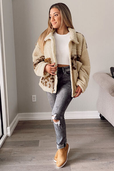 Comfortable Leopard Print Sherpa Jacket with Collared Neck And Functional Pockets Soft Women Jacket Stevvex