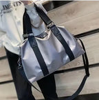 One-Shoulder Short-Distance Duffel Bag