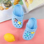 Baby Hole Shoes Summer New Children Nice Non-Slip Soft Floor Boys Girls Beach Sandals Clogs for Boys and Girls Non-Slip Breathable Kids Clogs Garden High Elasticity Kids Sandals Indoor Outdoor Waterproof Beach Sandals Stevvex