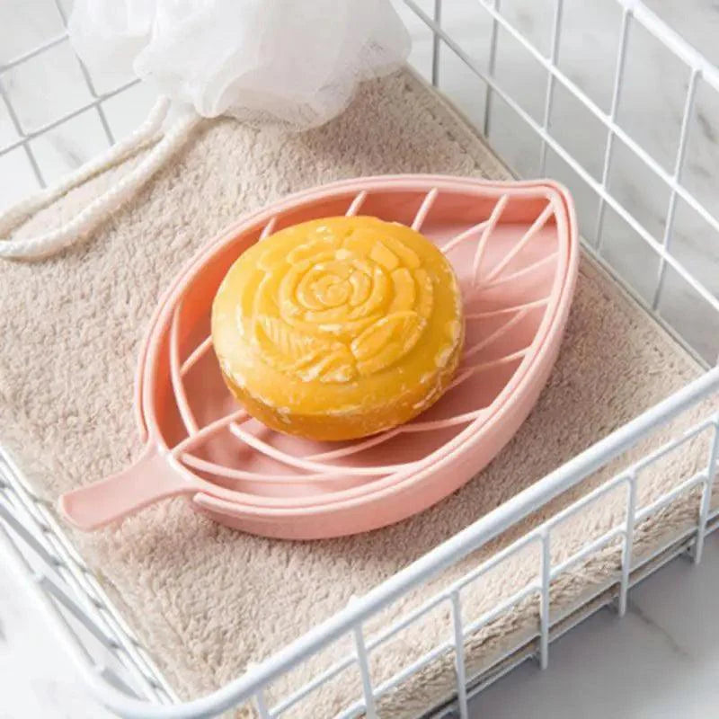 Bathroom Accessories Dish Plate Case Home Shower Leaf Shape Holder Container Soap Box Plastic Soap Box Dispenser Soap Rack Soap Dishes Leaf-Shaped Shower Soap Bar Holder With Draining Tray Fashionable Soap Dishes For Shower Kitchen Stevvex